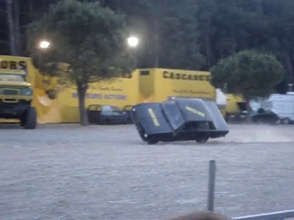 Show cascade istres