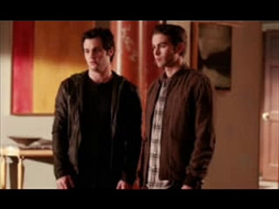 Gossip Girl Season 3, “Episode 21” – “Ex-Husbands and Wives"