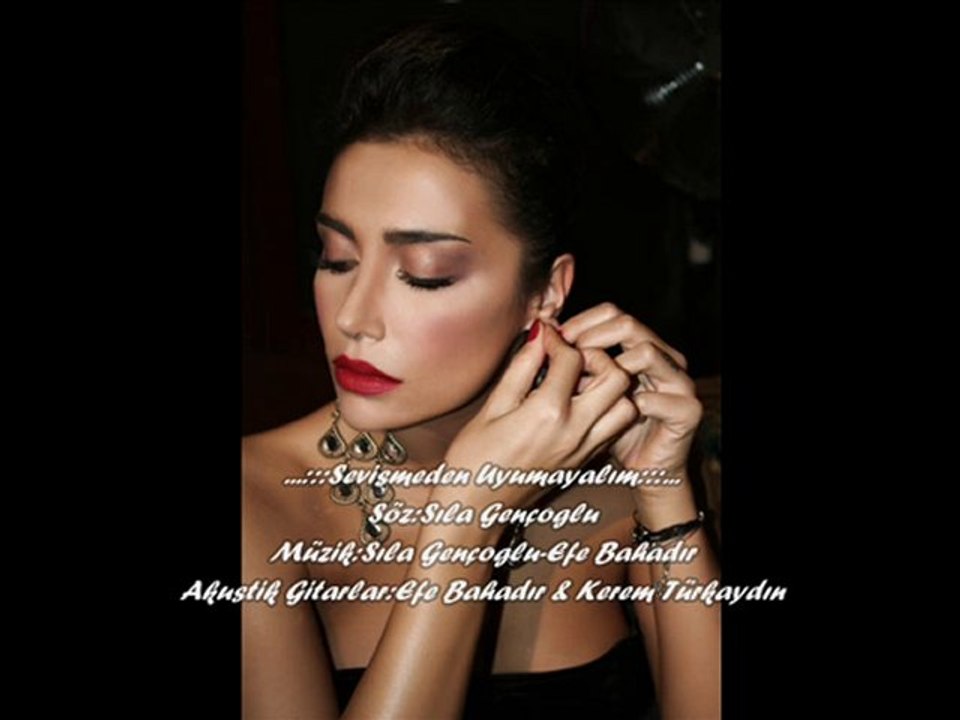 Sıla * Yılın Şarkısı ; Sevişmeden Uyumayalım / Akustik Perf.