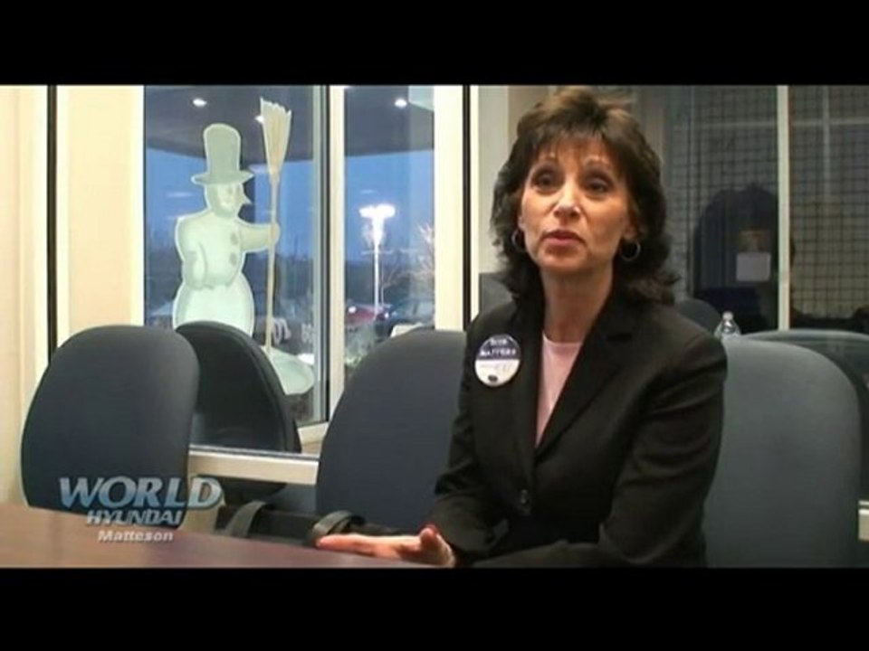 Palos Hills customer Gail buys Hyundai!