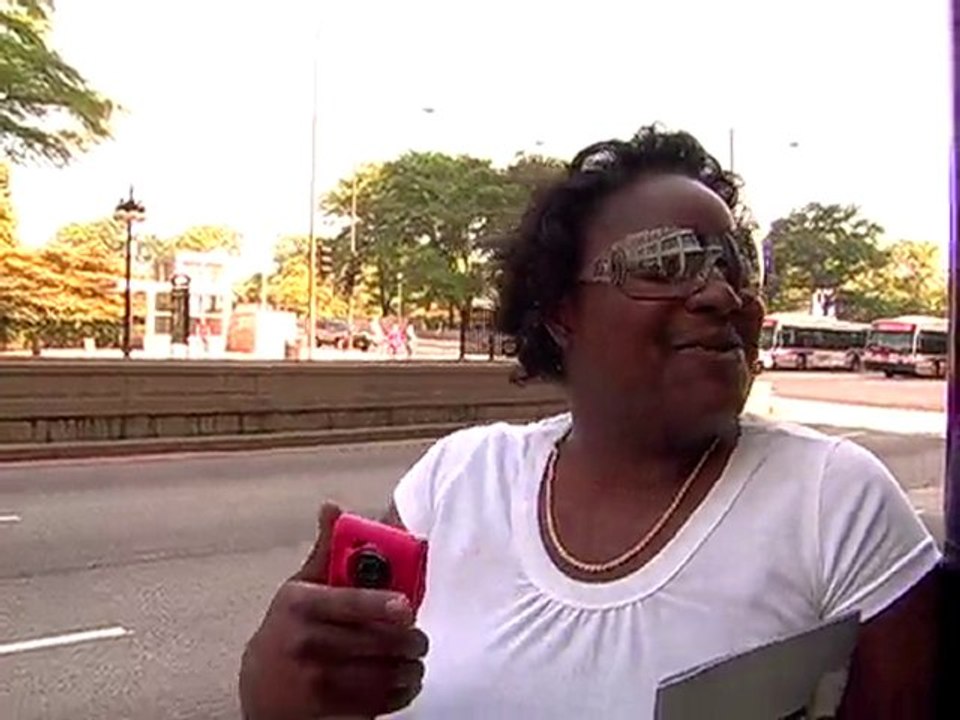 "Mrs. kanYe West asking kanye fans questions"