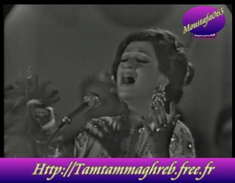 Warda : Hikayti ma3a zamane  / Live