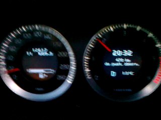 Volvo XC60 2.4D5 AWD 205KM acceleration