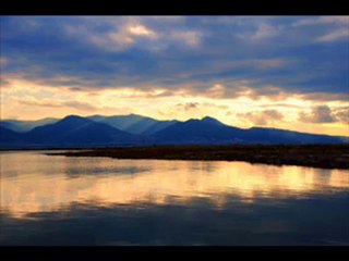 Sertab Erener Bahçede