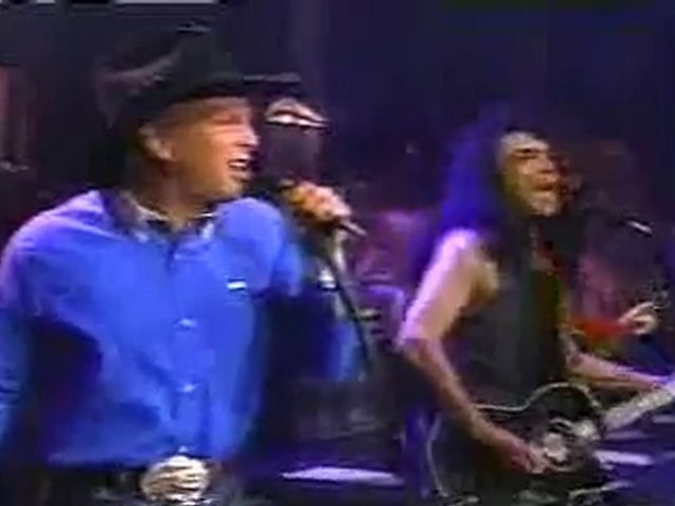 Garth Brooks sings Hard Luck Woman (with KISS) on Jay Leno 1