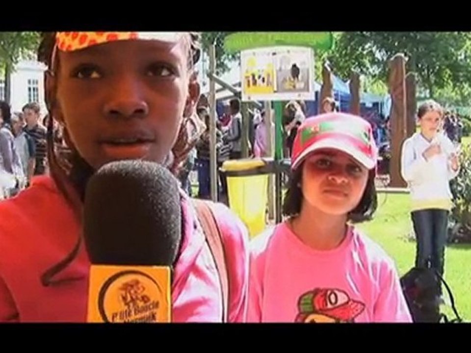 Les mots des p'tits champions : becqueter de l'aile