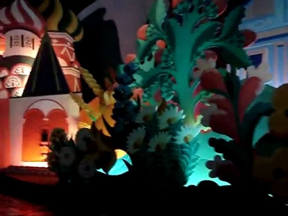 smallworld disneyland
