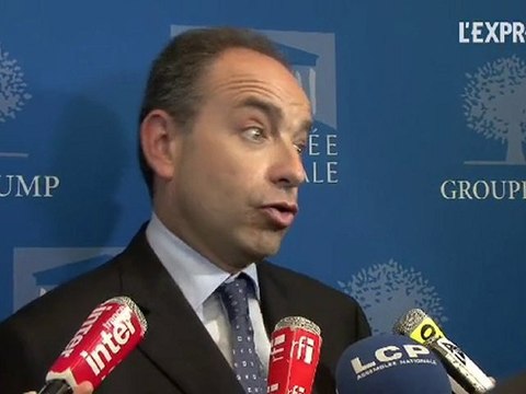 Copé: Je vais attendre avant d'être aimable avec Bayrou