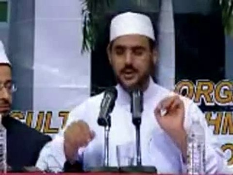 Les wahabites rendent égarés et kouffar les grand savants