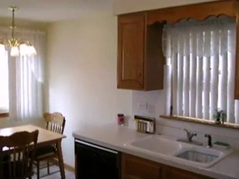 Homes for Sale - 7821 Nagle Ave - Burbank, IL 60459 - Coldwe