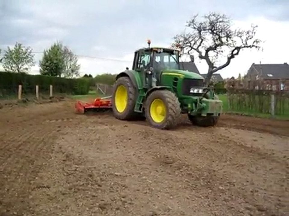 Evrard au Semis de bandes fleuries 2010