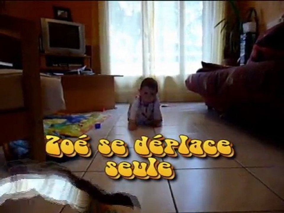 Zoé à 4 pattes :-)