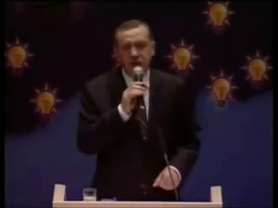Recep Tayyip Erdoğan, Erbakan'ı anlatıyor !