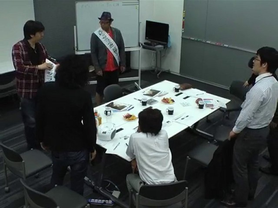 スピッツ×ねづっち 宣伝会議de謎かけ“タスキ・ジャケット装着!!”編#039