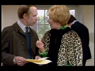 Yootha Joyce (1927-1980)