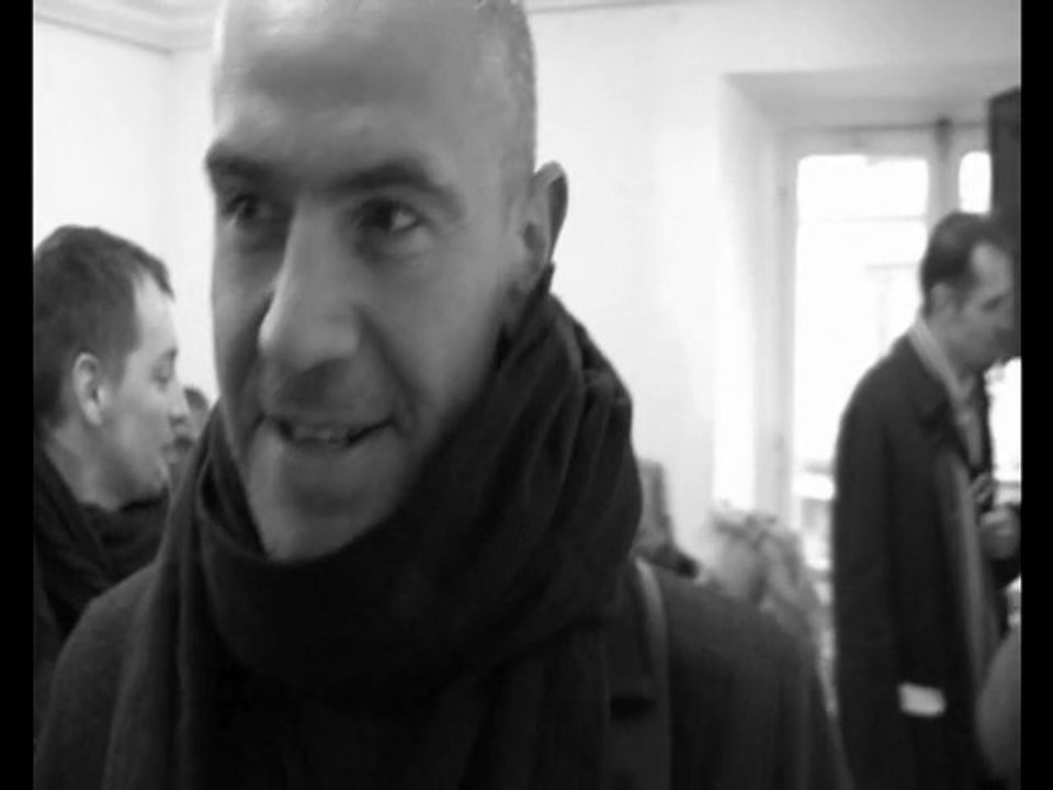 yvan duval défilé haute couture on aura tout vu ss2010