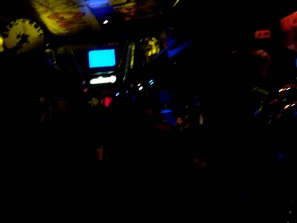 Les Ptits Pains @ Le Carré des Halles chanson de Fermeture