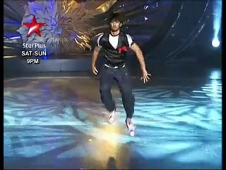 Sushant takes on Rakhi in the Khallas round!