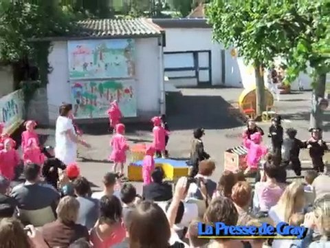 Fête de fin d'année à l'école Mavia