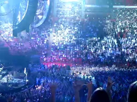 Bon Jovi We weren't born to follow @Bercy Paris, France