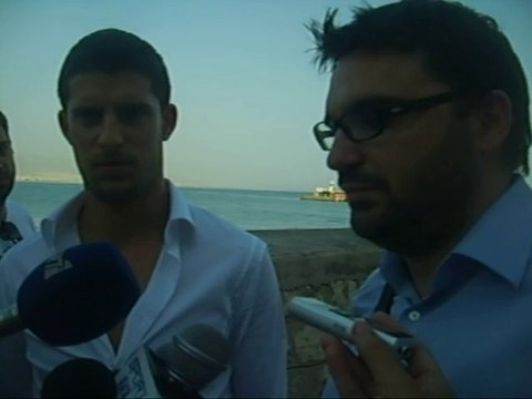 RedPlanet.gr Ο Μιραλάς στα γραφεία της ΠΑΕ