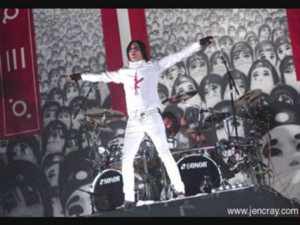 30 Seconds To Mars - 11 Stranger in a strange land