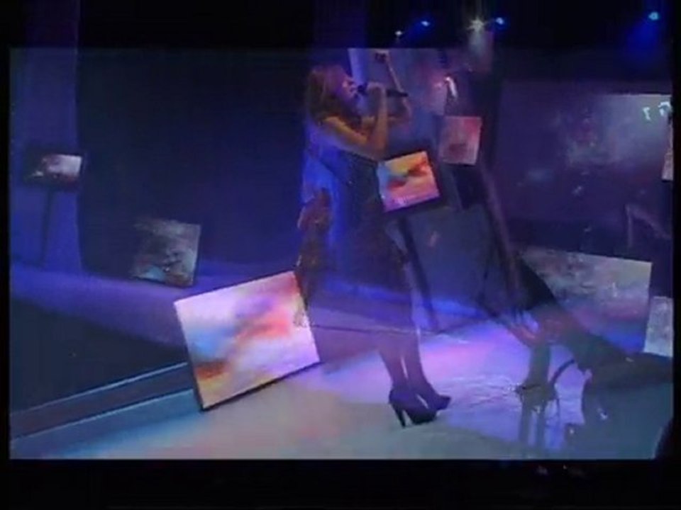 דנה לפידות בהופעה - מתוך טקס מיס באר שבע והנגב 2010