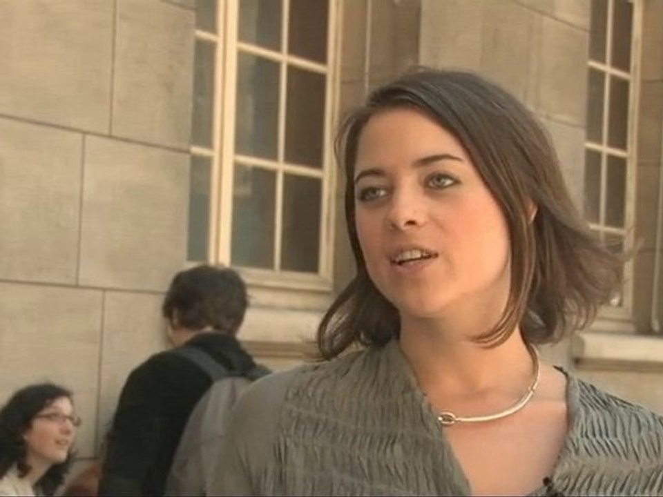 BANDE ANNONCE ANCIENS ETUDIANTS