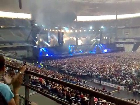 Indochine stade de France 2010 - J'ai demandé à la lune