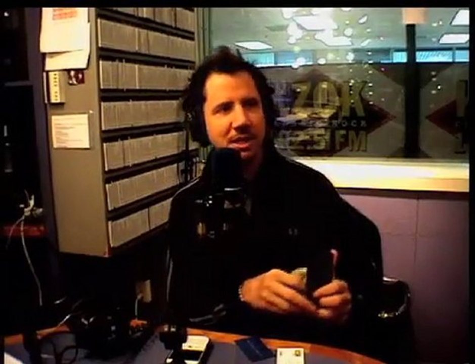 You Won't Believe What Jamie Kennedy Has in His Pocket!