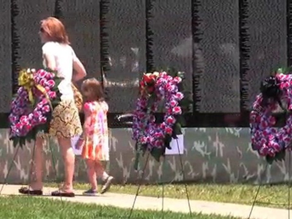 The Moving Wall Comes to  West Hartford