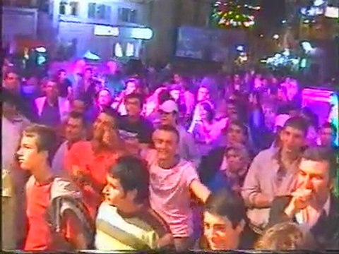 Ispartanın Gülü Çiğdem Gül Özdemir-Bahçe duvarından aştım