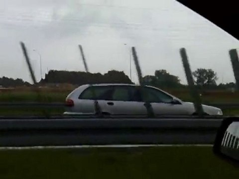 Pędziła jak szalona autostradą A4 pod prąd !