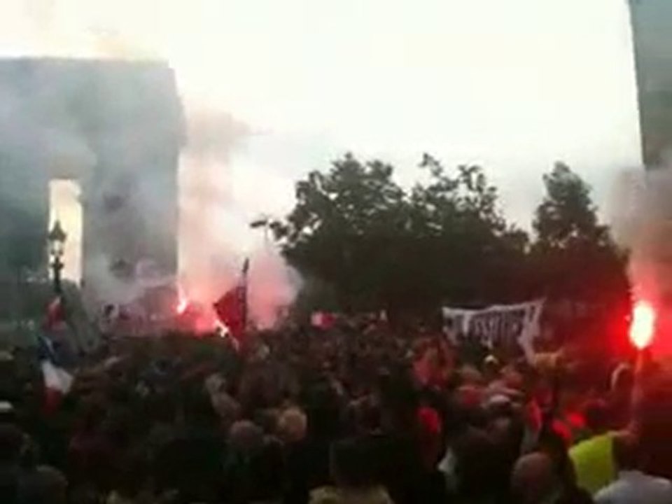 Apéro Saucisson-Pinard le 18 juin 2010 à Paris