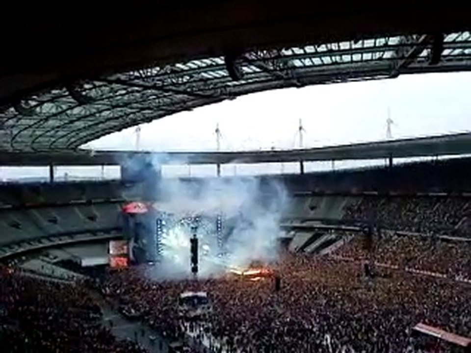acdc debut concert
