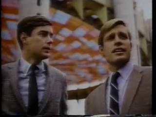 Zombies - Time Of The Season (Twiggy intro)