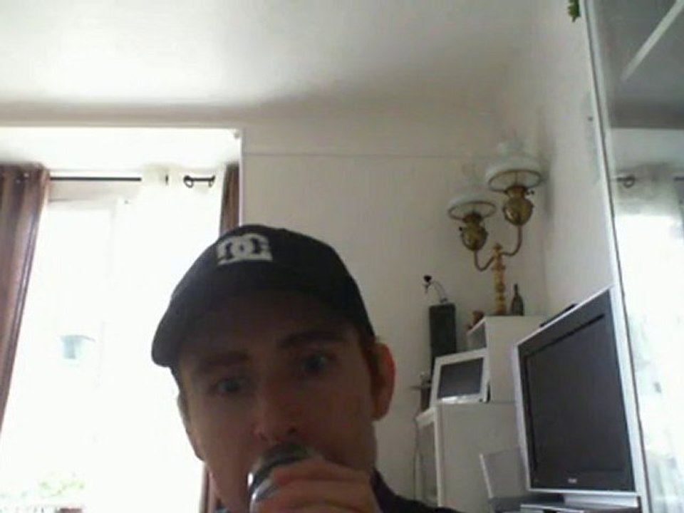 Wiwi égratigne "show ce soir"