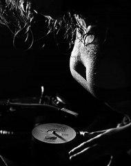 Lish & Michele Adamson - Concrete Jungle (Original Mix)