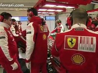 [www.f1talks.pl] Ferrari - The F1 mechanics_ organisation