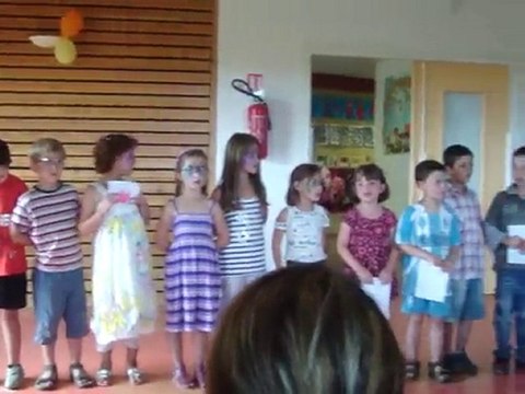 18 juin 2010 spectacle école Justin 1