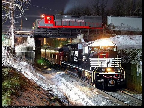Фотокалаж на песню Алекс тимоха-Москва-Берлин