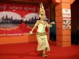 Danse traditionelle cambodgienne 2