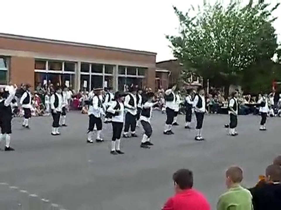 Fête école Anne Frank CM1 CM2 Mme Ballois