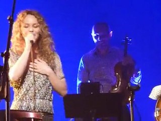 18.06.10 Créteil Vanessa Paradis Be my baby (oups)