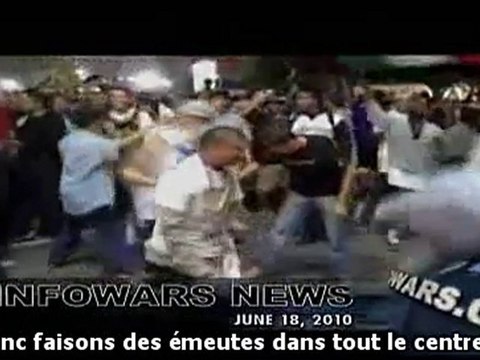 Alex Jones: du pain, des jeux , des émeutes