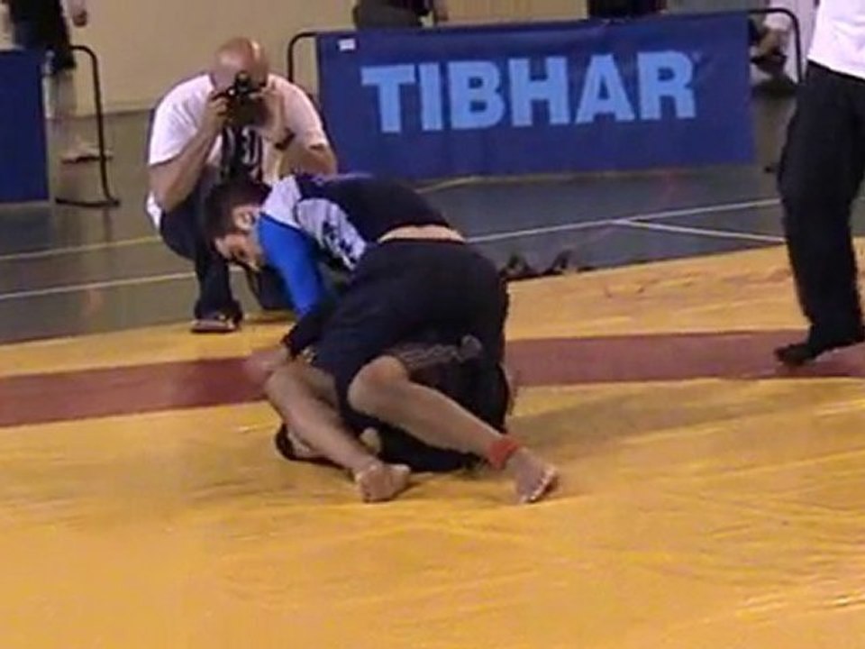 Open d'Aquitaine de Grappling 2010 (PERRINO vs THIEBAUD)