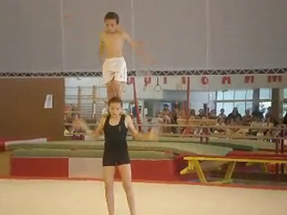 Sara et Noah font le show