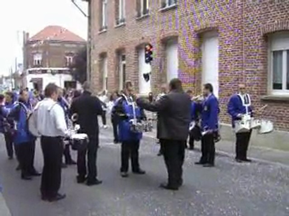 MAJORETTES DE BUSIGNY CARNAVAL à CAUDRY 2010