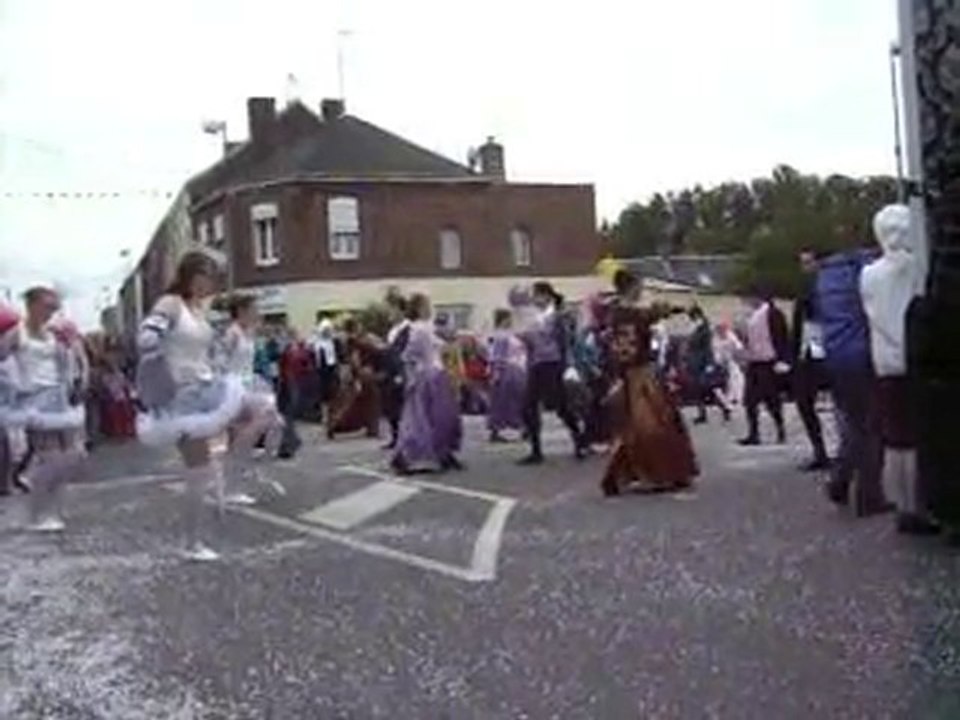 MAJORETTES DE BUSIGNY CARNAVAL à CAUDRY 2010