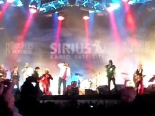 Les Francofolies de Montreal 2010 avec Loco Locass